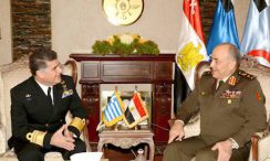 Egyptian army chief of staff discusses military cooperation with Greece’s navy chief
