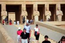 Egypt to increase visa fees for incoming tourists by 140%