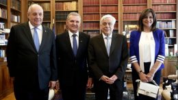 Από την Αλεξάνδρεια θα ξεκινήσει το πρόγραμμα «ΝΟΣΤΟΣ» – Δηλώσεις του ΥΦΥΠΕΞ Τ. Κουΐκ  μετά τη συνάντηση των ομολόγων του με τον Πρόεδρο Πρ. Παυλόπουλο
