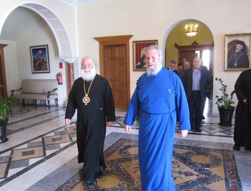 Συνάντηση του Πατριάρχη Αλεξανδρείας Θεοδώρου με τον Αρχιεπίσκοπο Κύπρου Χρυσόστομο, στη Λευκωσία
