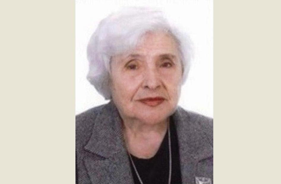Στις 9 Αυγούστου, μας εγκατέλειψε για πάντα, πλήρης ημερών, η Βιργινία Βέργη-Νέρη, αγαπημένη καθηγήτρια των Αβερωφιτών του ’80
