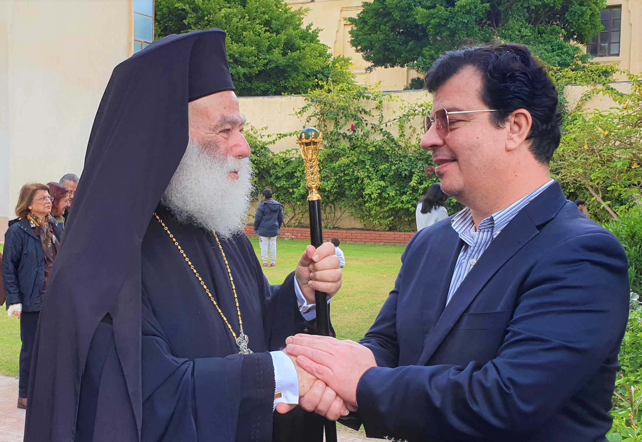 Τον Πάρη Μακρή ευχαρίστησε ο Πατριάρχης Θεόδωρος για τη δωρεά του στους Αγ. Αναργύρους Αμπουκίρ