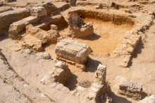 Ερείπια εμπορικού κέντρου ελληνορωμαϊκής εποχής στα εξωτερικά τείχη της Αλεξάνδρειας κοντά στο Σάτμπι