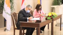 Υπογράφηκε στη Λευκωσία το μνημόνιο για την ηλεκτρική διασύνδεση Κύπρου – Αιγύπτου