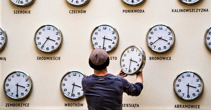 Εναρμονίζεται και πάλι από την Κυριακή 31 Οκτωβρίου η ώρα της Ελλάδας και της Κύπρου με την Αίγυπτο