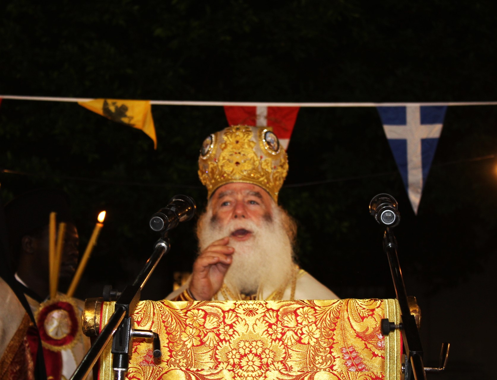 Η  Ανάσταση Φώτισε την Αλεξάνδρεια!!!