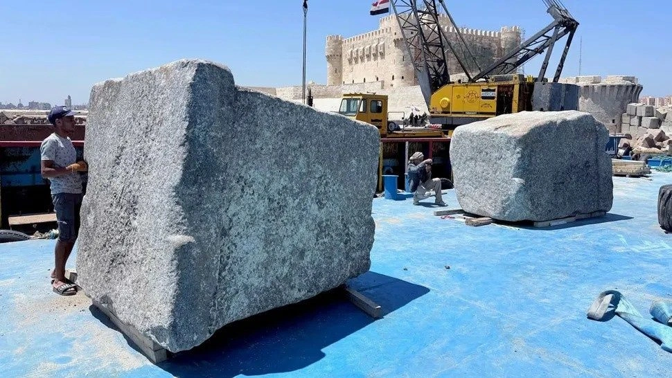 Ανελκύστηκαν 22 γιγάντια κομμάτια του Φάρου της Αλεξάνδρειας – Σχεδιάζουν «ψηφιακό δίδυμο»